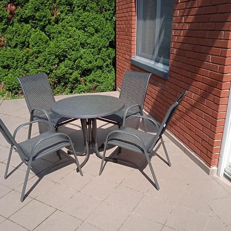 גיור Family Apartment-Csaladias Hangulat מראה חיצוני תמונה