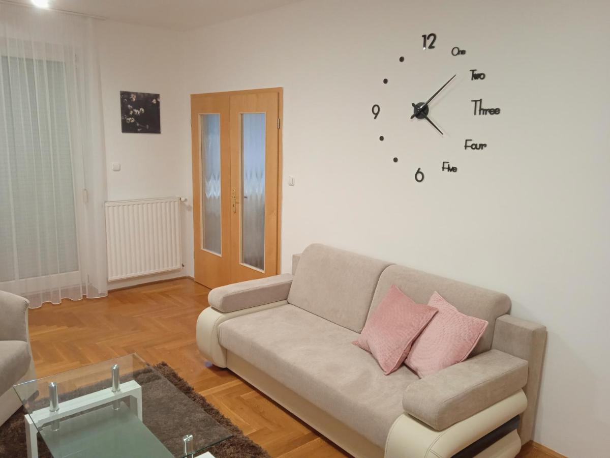 גיור Family Apartment-Csaladias Hangulat מראה חיצוני תמונה